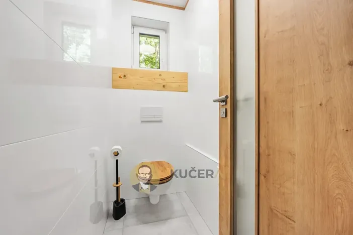 Prodej chaty, Štěchovice, 160 m2