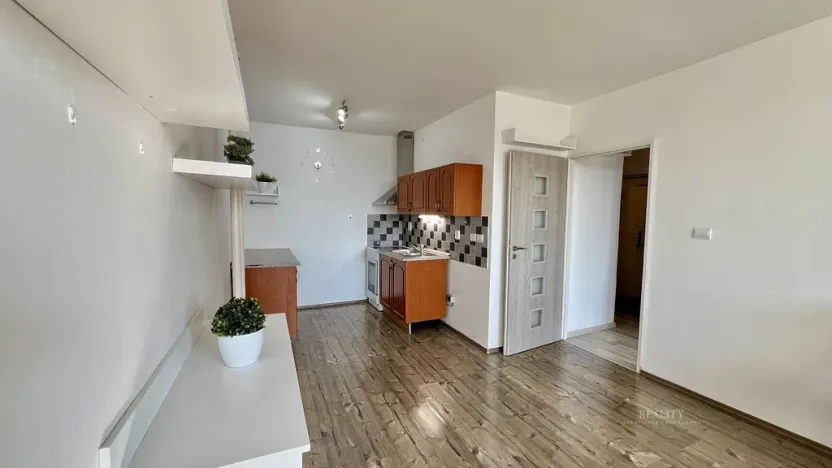 Pronájem bytu 2+kk, Mladá Boleslav - Mladá Boleslav III, Zalužanská, 47 m2