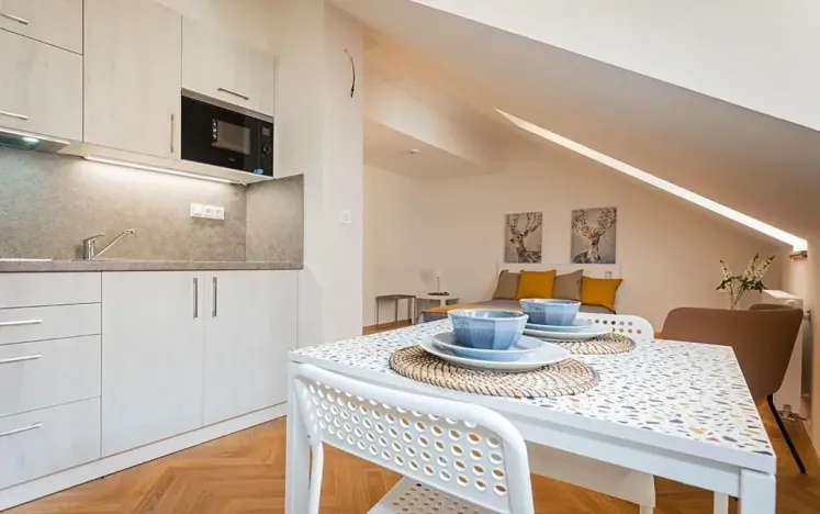 Pronájem bytu 1+kk, Praha - Staré Město, Kozí, 31 m2