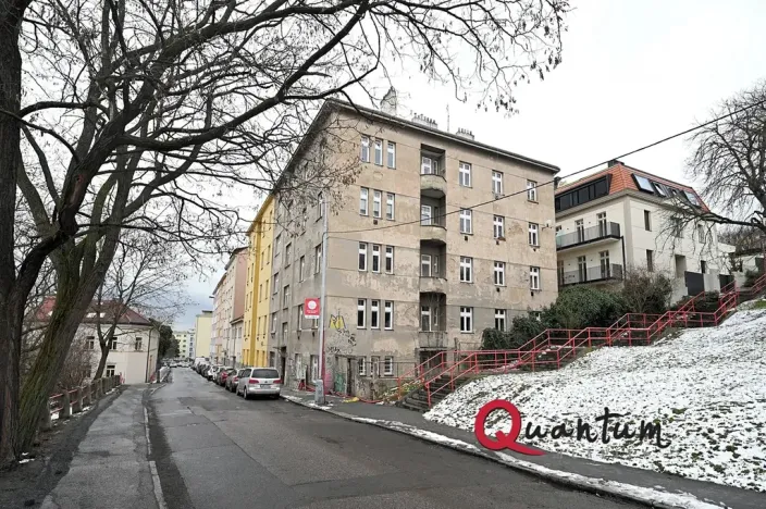 Pronájem bytu 1+kk, Praha - Nusle, Boleslavova, 30 m2