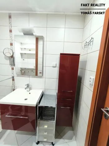 Pronájem bytu 3+1, Ústí nad Labem, V Podhájí, 65 m2