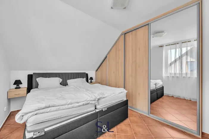 Prodej rodinného domu, Jičín, 150 m2