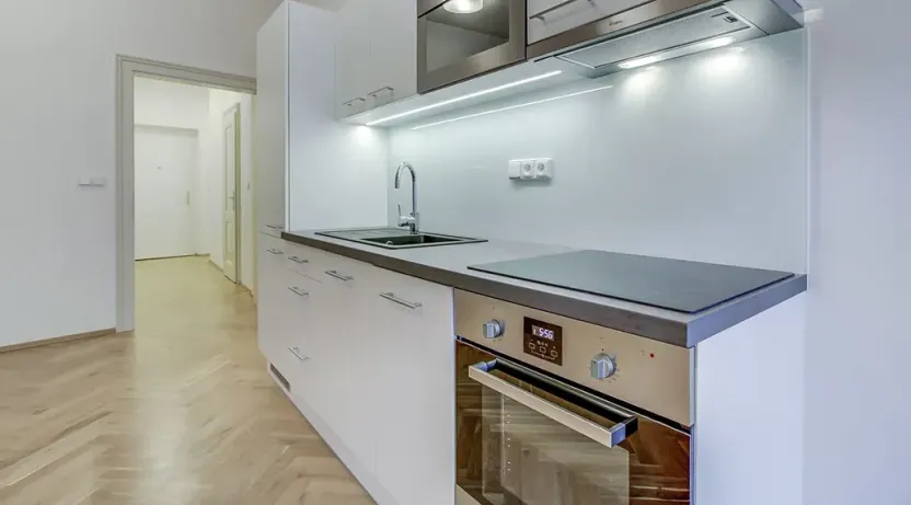 Pronájem bytu 1+kk, Praha, Myslíkova, 43 m2