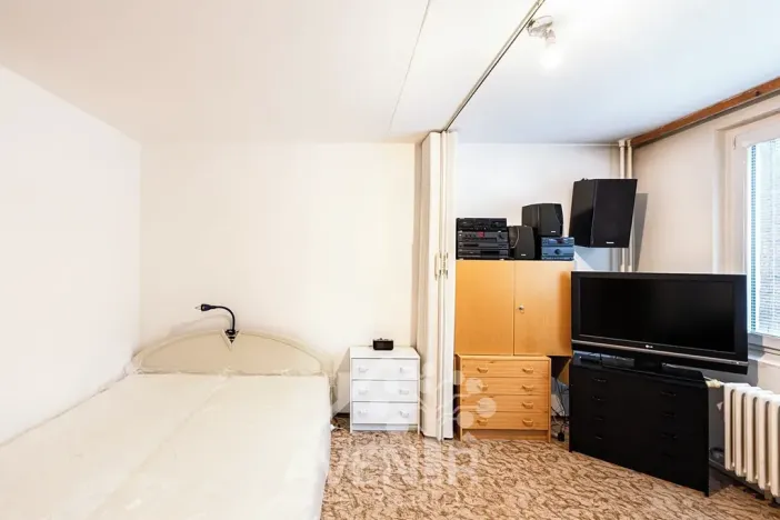 Prodej bytu 1+1, Desná, Krátká, 32 m2