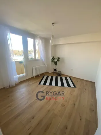 Prodej bytu 3+1, Praha - Modřany, U zastávky, 60 m2