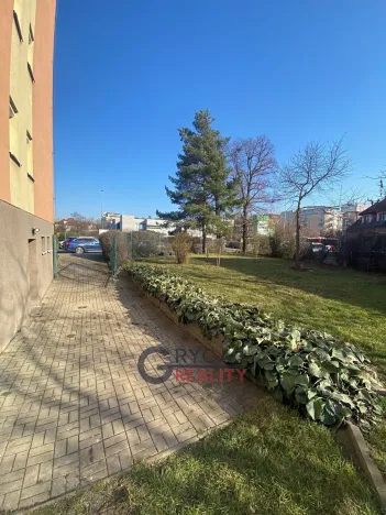 Prodej bytu 3+1, Praha - Modřany, U zastávky, 60 m2