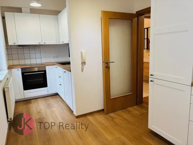 Pronájem bytu 1+1, Praha - Žižkov, Husitská, 34 m2