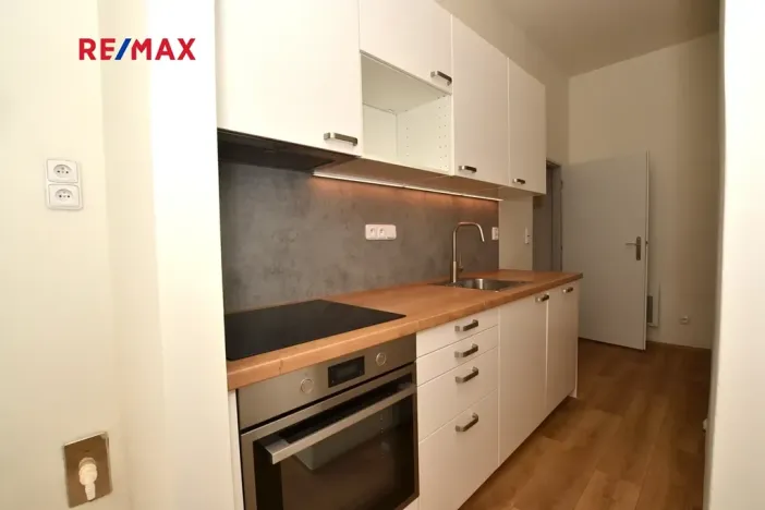 Pronájem bytu 2+1, Plzeň, Hálkova, 62 m2