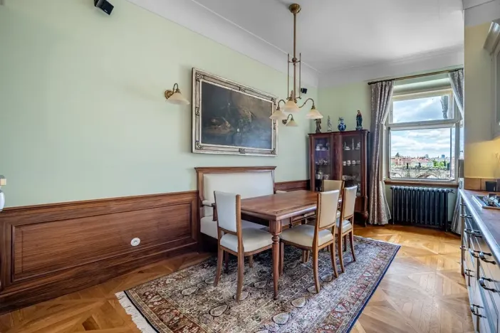 Pronájem bytu 3+1, Praha - Malá Strana, U lužického semináře, 111 m2