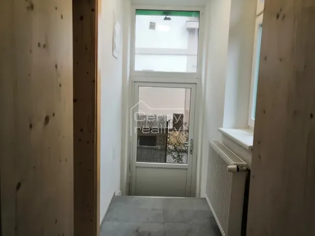 Pronájem bytu 2+kk, Pardubice, Okružní, 50 m2