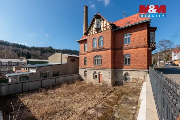 Prodej rodinného domu, Kraslice, B. Smetany, 710 m2