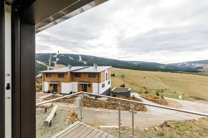 Prodej rodinného domu, Loučná pod Klínovcem, 146 m2