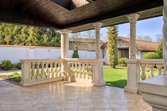 Pronájem rodinného domu, Roztoky, U háje, 230 m2