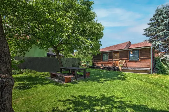 Pronájem chaty, Chyňava, Hlavní, 33 m2