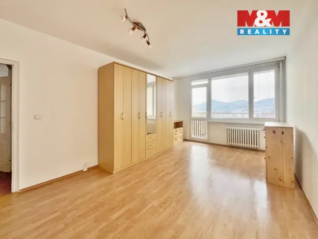 Pronájem bytu 2+1, Děčín - Děčín III-Staré Město, Oblouková, 74 m2