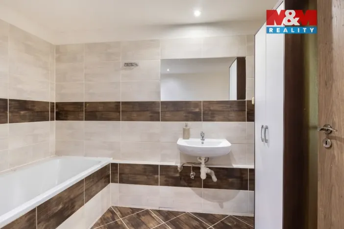 Prodej bytu 3+kk, Průhonice, Na Sídlišti III, 67 m2