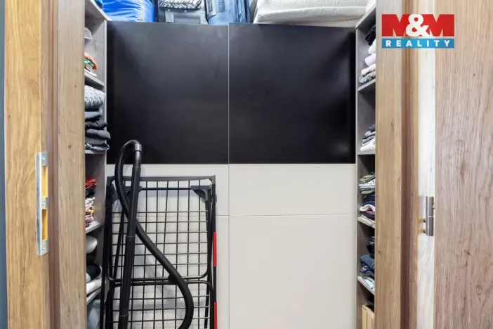 Prodej bytu 3+kk, Průhonice, Na Sídlišti III, 67 m2