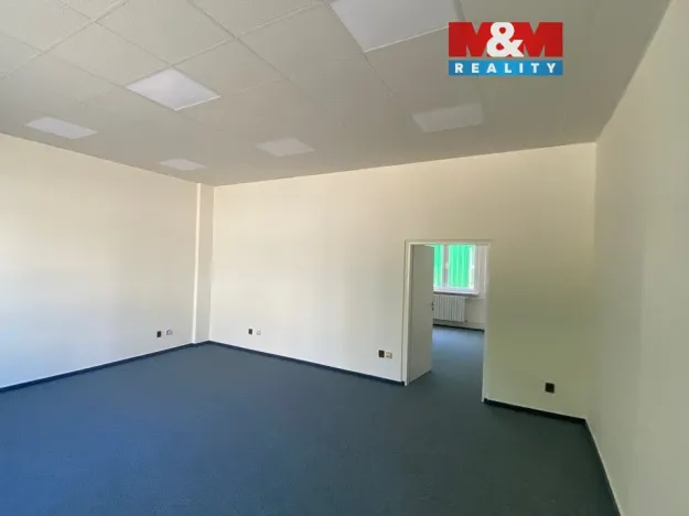 Pronájem kanceláře, Brno - Brněnské Ivanovice, 537 m2