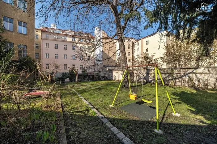 Prodej bytu 3+kk, Praha - Nové Město, Lípová, 77 m2