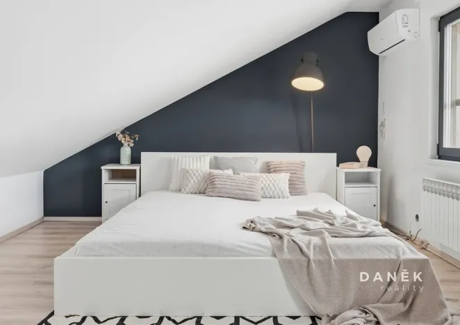 Prodej rodinného domu, Ivančice, Jana Schwarze, 210 m2