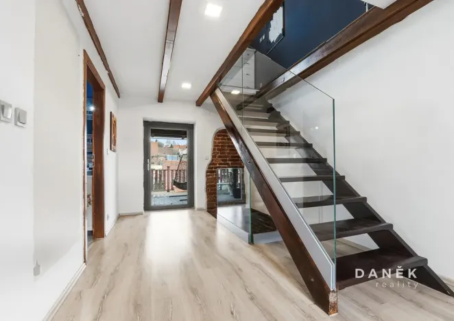 Prodej rodinného domu, Ivančice, Jana Schwarze, 210 m2