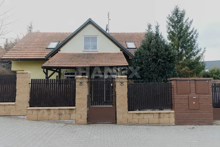 Prodej rodinného domu, Statenice, Úvozová, 192 m2