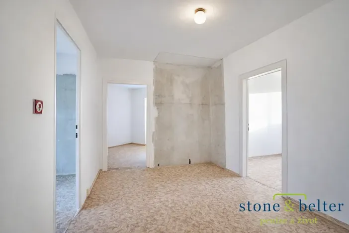 Prodej bytu 3+1, Praha - Stodůlky, U jezera, 83 m2