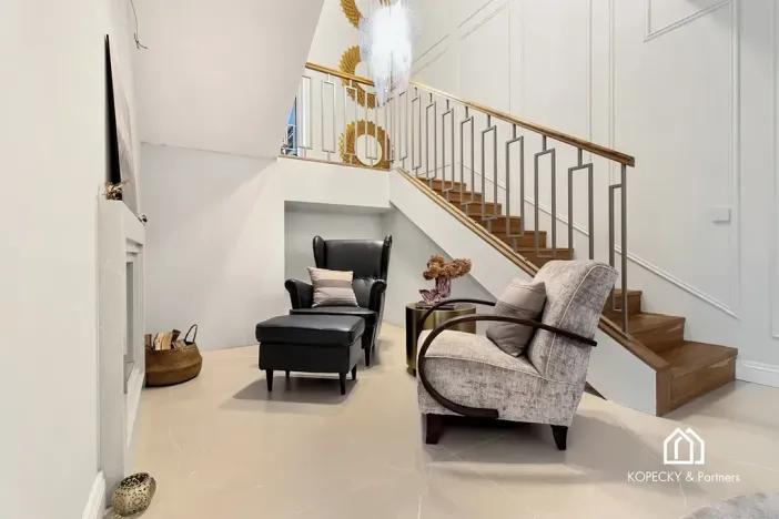 Prodej rodinného domu, Přezletice, Čakovická, 405 m2