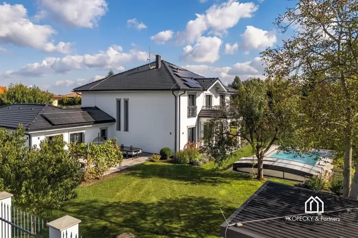 Prodej rodinného domu, Přezletice, Čakovická, 405 m2