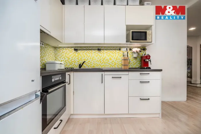 Prodej bytu 2+kk, Praha - Horní Měcholupy, Janovská, 53 m2