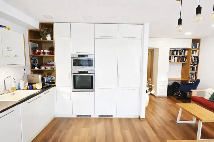 Pronájem bytu 3+kk, Praha - Karlín, Molákova, 72 m2