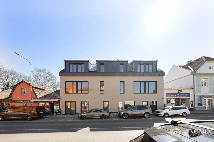 Pronájem ordinace, Praha - Vinoř, Mladoboleslavská, 92 m2