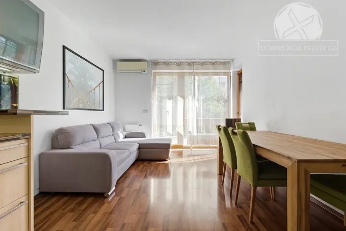 Prodej bytu 2+kk, Praha - Malešice, Prorektorská, 50 m2