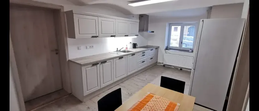 Prodej vícegeneračního domu, Hředle, 398 m2