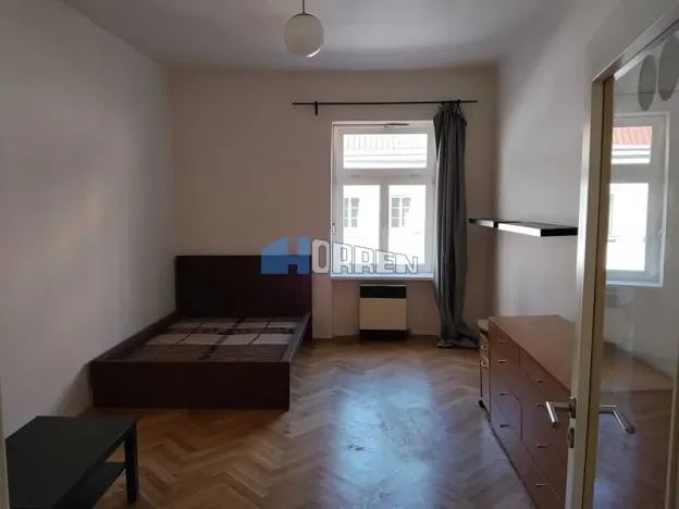 Pronájem bytu 1+1, Praha - Žižkov, Cimburkova, 35 m2