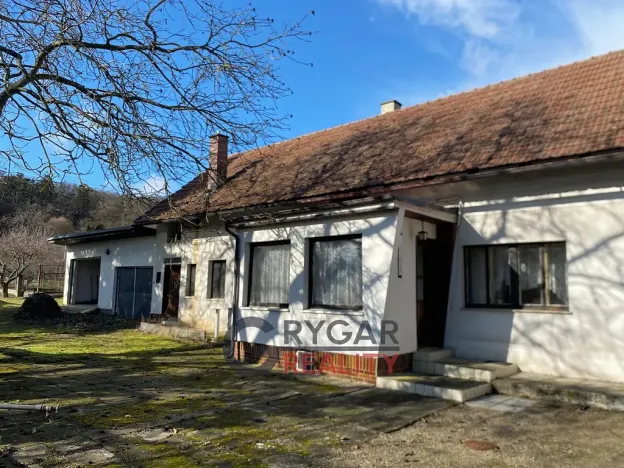 Prodej rodinného domu, Jeviněves, 130 m2