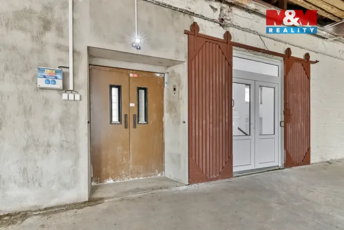 Pronájem výrobních prostor, Višňová - Poustka, 884 m2