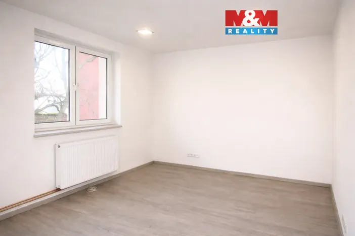 Pronájem kanceláře, Plzeň, Bělohorská, 13 m2