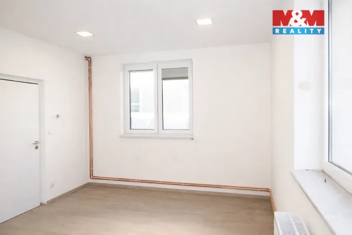 Pronájem kanceláře, Plzeň, Bělohorská, 13 m2