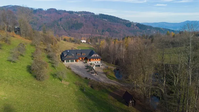 Prodej rodinného domu, Dolní Lomná, 1559 m2