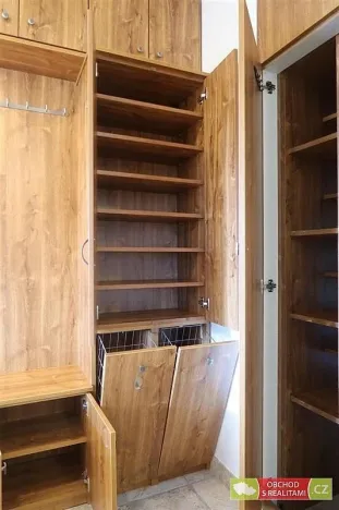 Pronájem bytu 3+kk, Praha, U Slovanky, 73 m2