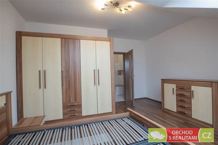 Pronájem bytu 2+kk, Přezletice, Pod Zahrady, 66 m2