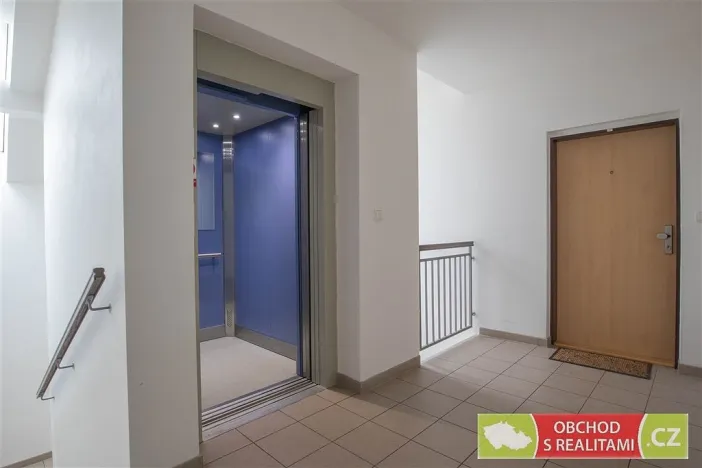 Pronájem bytu 2+kk, Přezletice, Pod Zahrady, 66 m2