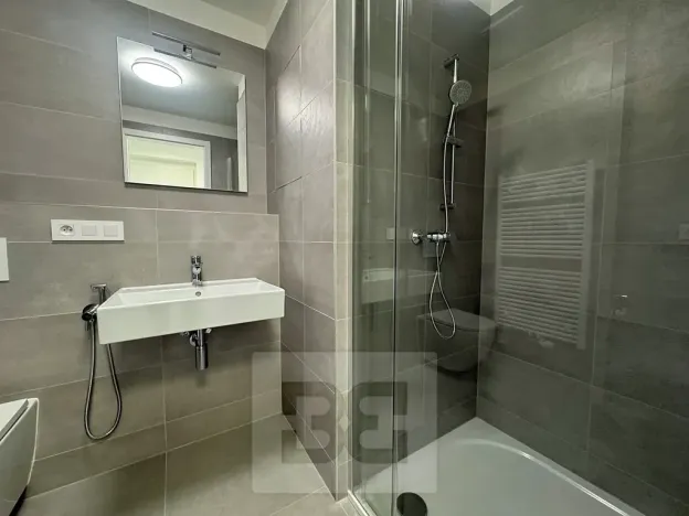 Pronájem bytu 2+kk, Brno, Jižní, 37 m2