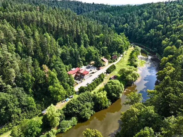 Prodej restaurace, Tábor, Lužnické údolí, 694 m2