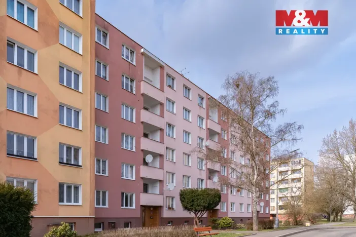 Prodej bytu 2+1, Cheb, Šeříková, 56 m2