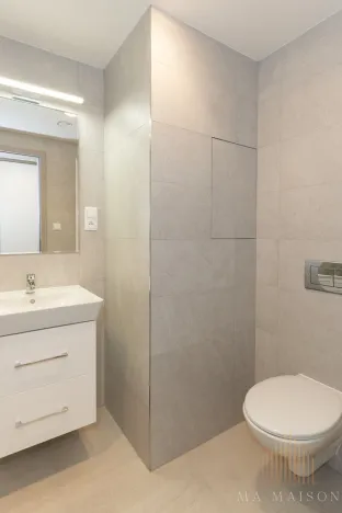 Pronájem bytu 1+kk, Praha - Hloubětín, Poděbradská, 32 m2
