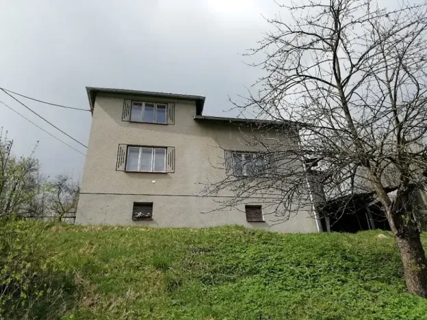 Prodej rodinného domu, Štíty, 204 m2