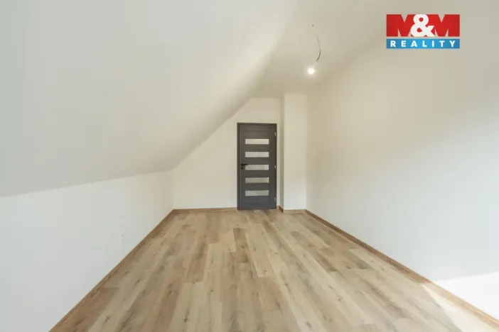 Prodej rodinného domu, Klobuky - Páleček, 179 m2