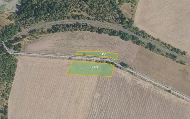 Prodej pole, Chvatěruby, 13562 m2